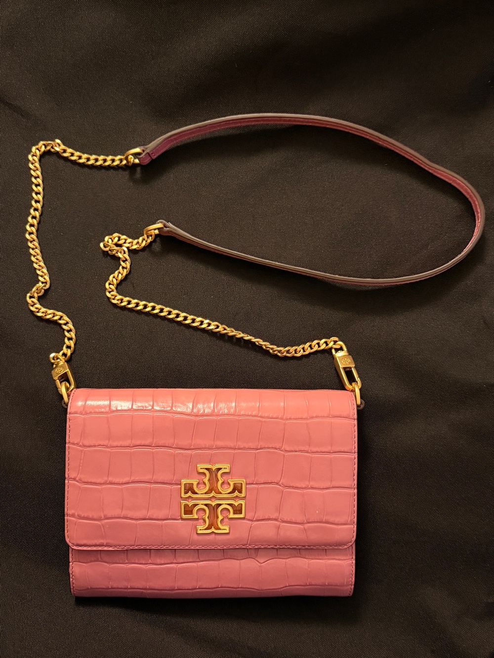 Tory Burch Pink Croc-Embossed Chain Crossbody with Gold Logo - Picture 3 of 6